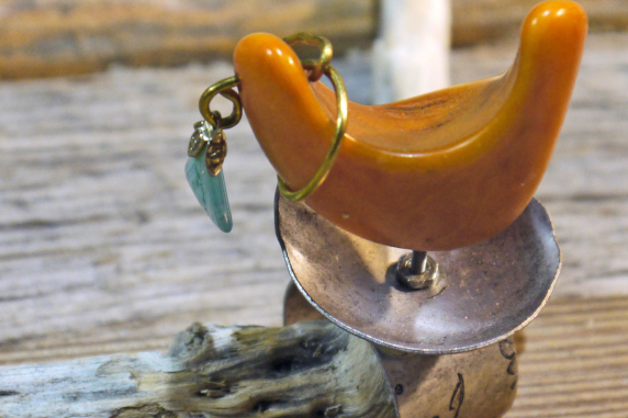 Adjustable base metal ring with orange tagua nut