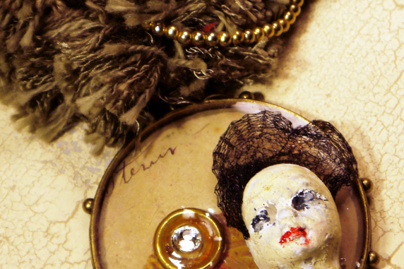 Edwardian steampunk fringe necklace with face