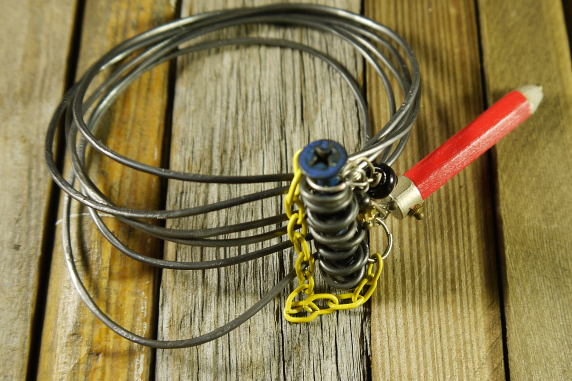 Industrial red pencil steel wire bracelet
