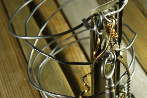 Industrial key hole steel wire bracelet