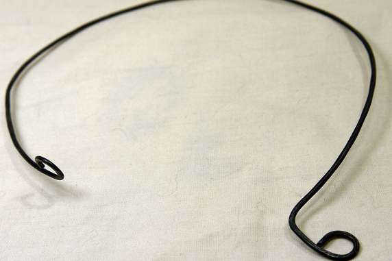 Steel wire neckwrap©