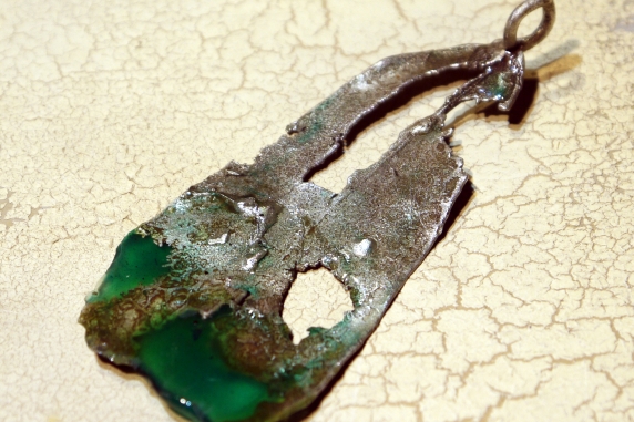 Sterling silver leaf pendant with resin