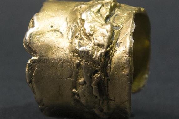 cast bronze ring