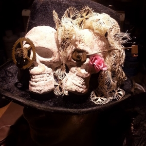 Steampunk day of the dead skull top hat
