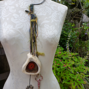 gypsy_bone_fiber_mixed_media_art_jewlery_jomama.jpg